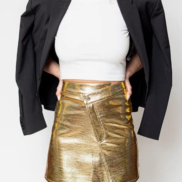 NWT Torn by Ronny Kobo Asymmetrical Faux Gold Leather Mini Skirt Size XS - Picture 2 of 10